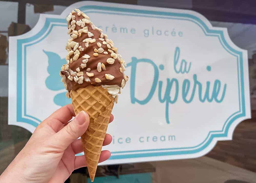 Mississauga-Ice-Cream-LaDiperie-dipped-cone